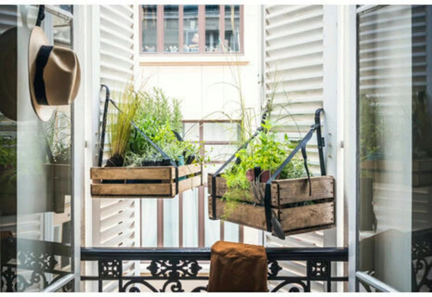 Balkon-Aufhängung 3 Balkon-Aufhängung