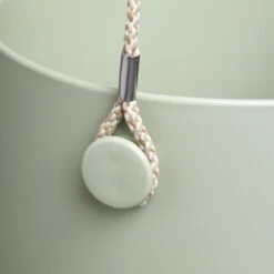 Elho Hängetopf 18cm B.for Swing, Steingrün -Deutschland Gartenbedarf Verkäufe 2024 elho haengetopf 18cm bfor swing steingruen 1345711 de